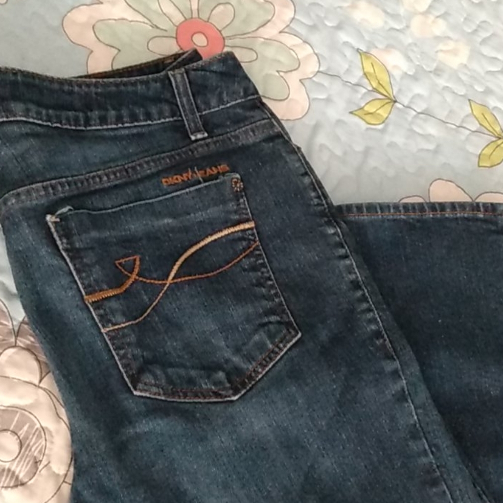 DKNY Jeans